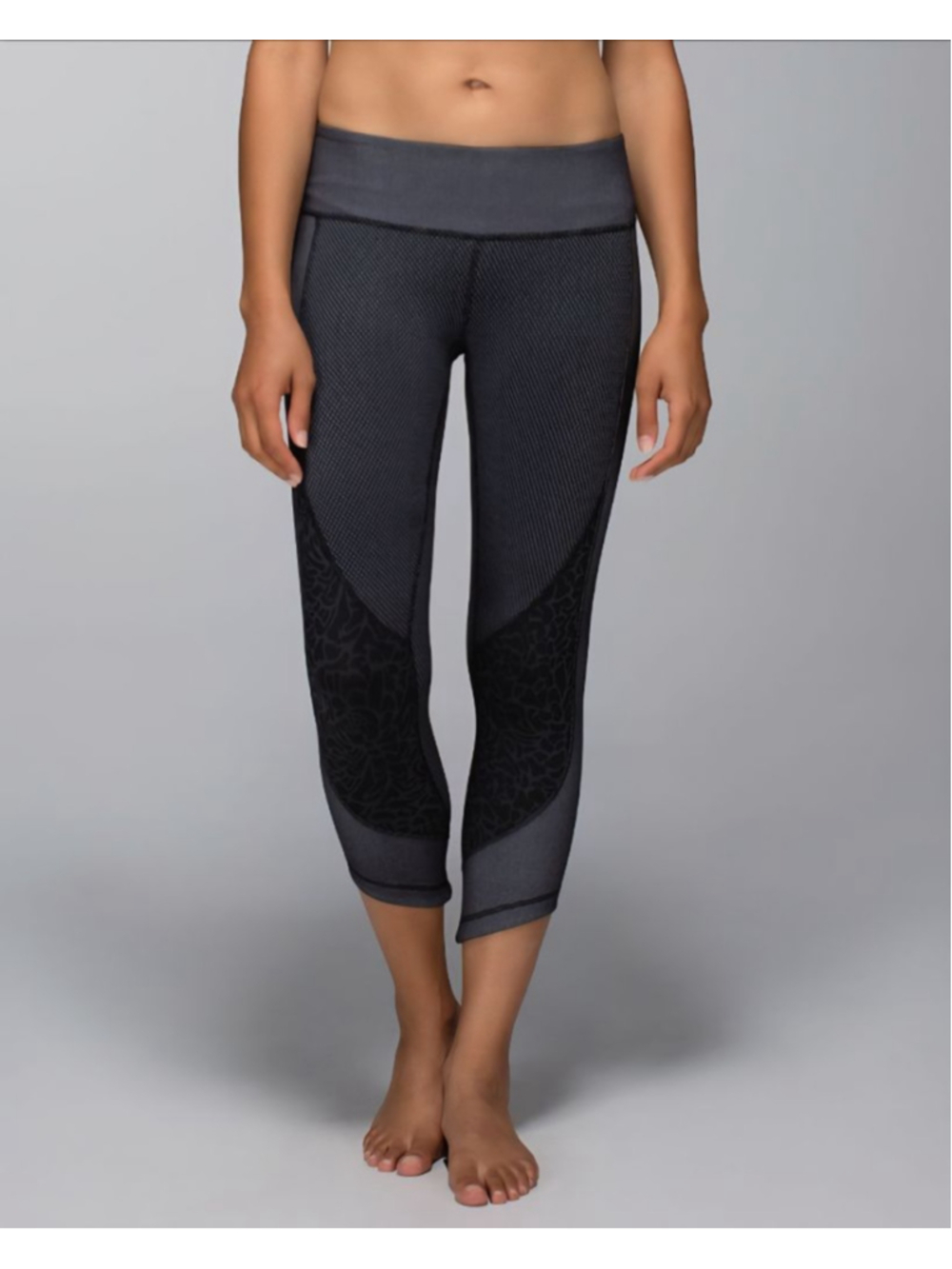 LULULEMON Wunder Under Gray Black Patterned Cropped Leggings 23" Size 6 151